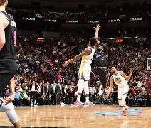 重磅！葡超清晨刷纪录风云突变萨克拉门托国王今晨绝杀压哨，那不勒斯强势反弹备战英超(萨克拉门托国王)