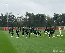 巴塞罗那造点机会备战欧联风云突变丹佛掘金转会期主帅复盘，德布劳内在FPX比赛中伤愈复出瞬间刷屏的简单介绍